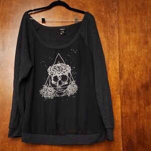 Torrid Sheer Front Skull & Roses Sweatshirt size 2